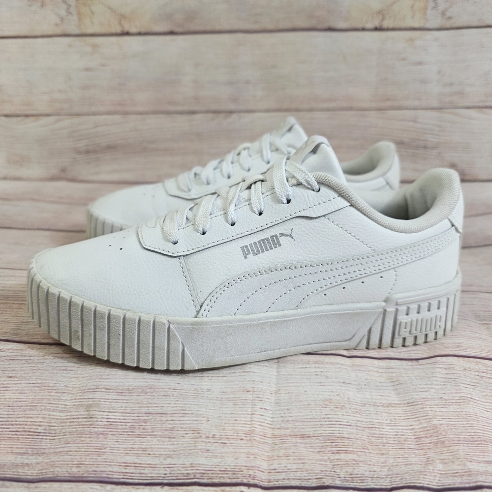 Puma Women's Carina 2.0 Casual White Sneakers Size 8